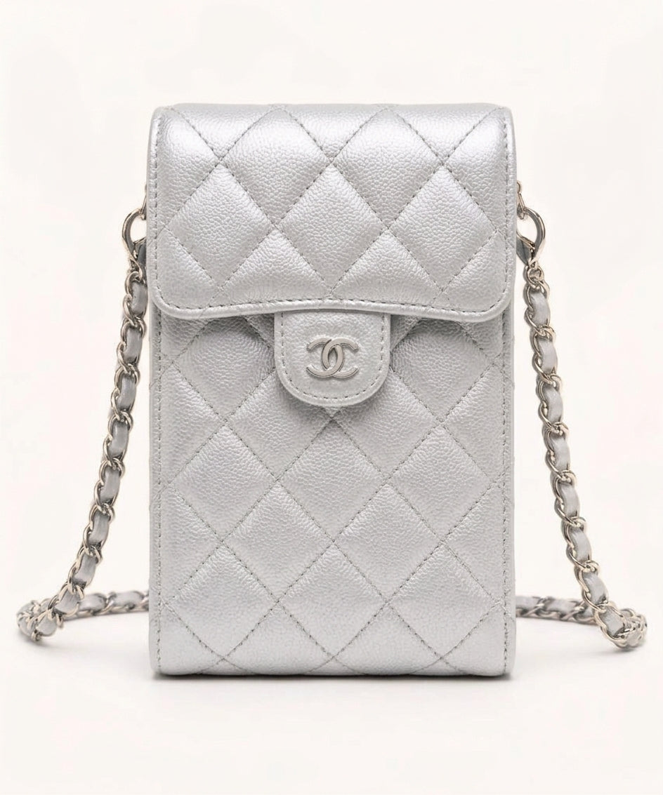 Mini Sac Porte-Téléphone Matelassé Argent – Chaîne Dorée